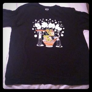 Uniqlo T-shirt with RAMEN! 🍜 size XL